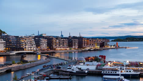 Zeitraffer-An-Der-Hafenpromenade-Von-Oslo
